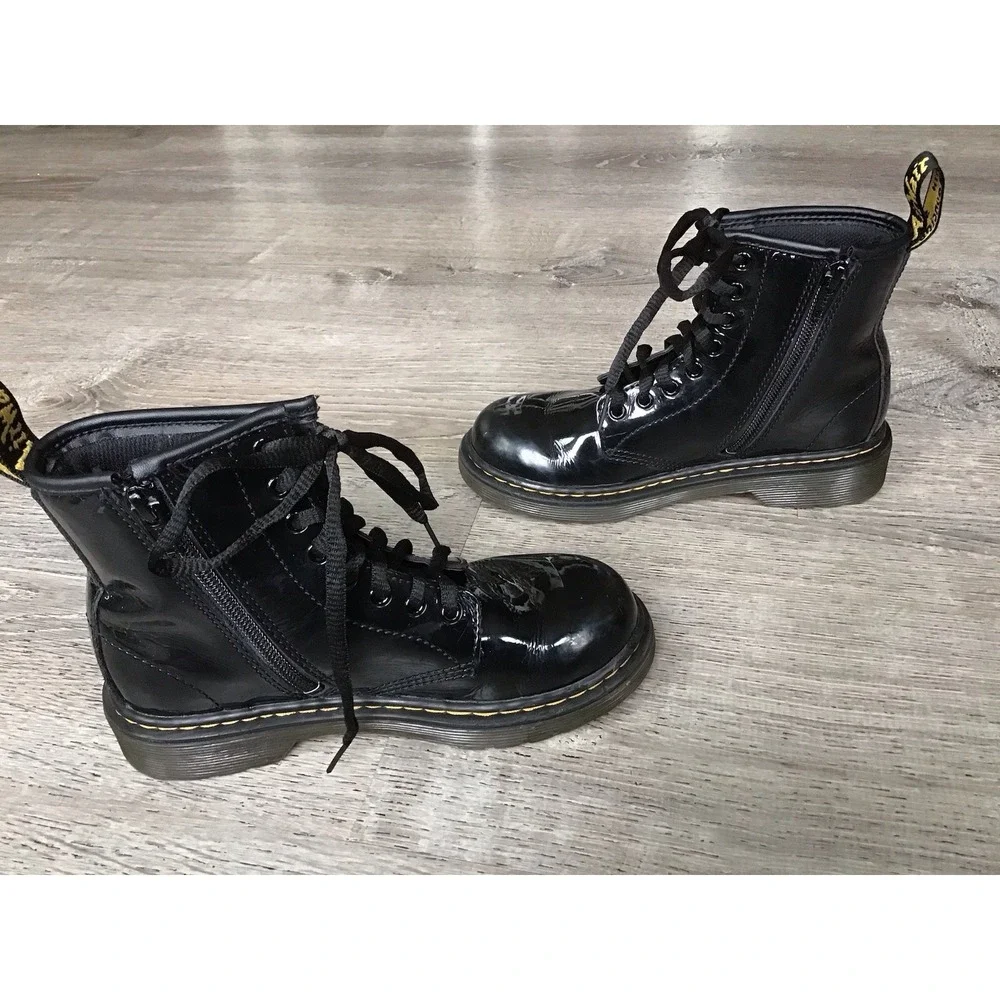 Dr. Martens Youth Size 1 15382 Black Zip Lace Up Combat Boots Kids Grunge Punk
